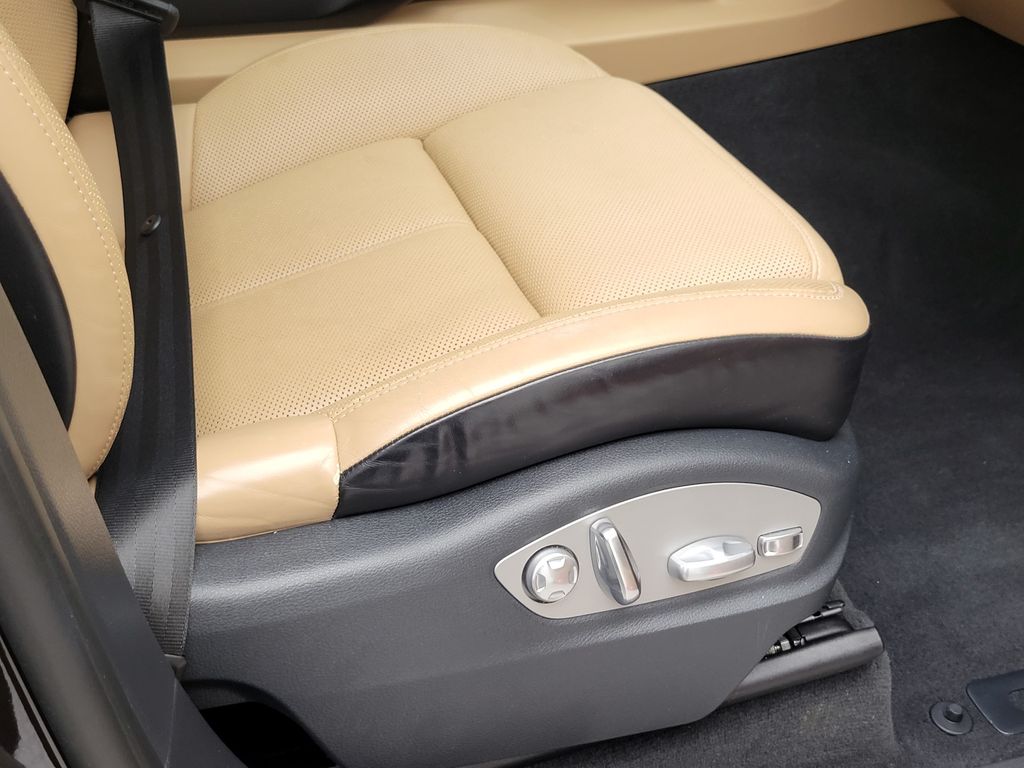 Thumbnail: 2017 Porsche Cayenne - 12