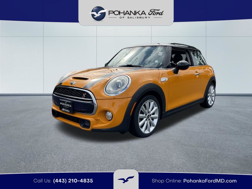 Volcanic Orange 2015 MINI Cooper S 2-Door Hatchback FWD Hatchback Front-Wheel Drive 6-Speed Manual