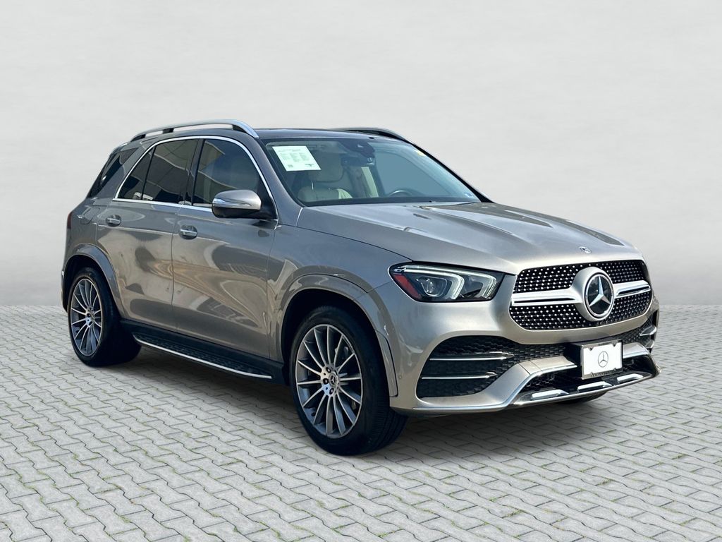 Thumbnail: 2022 Mercedes-Benz GLE - 3
