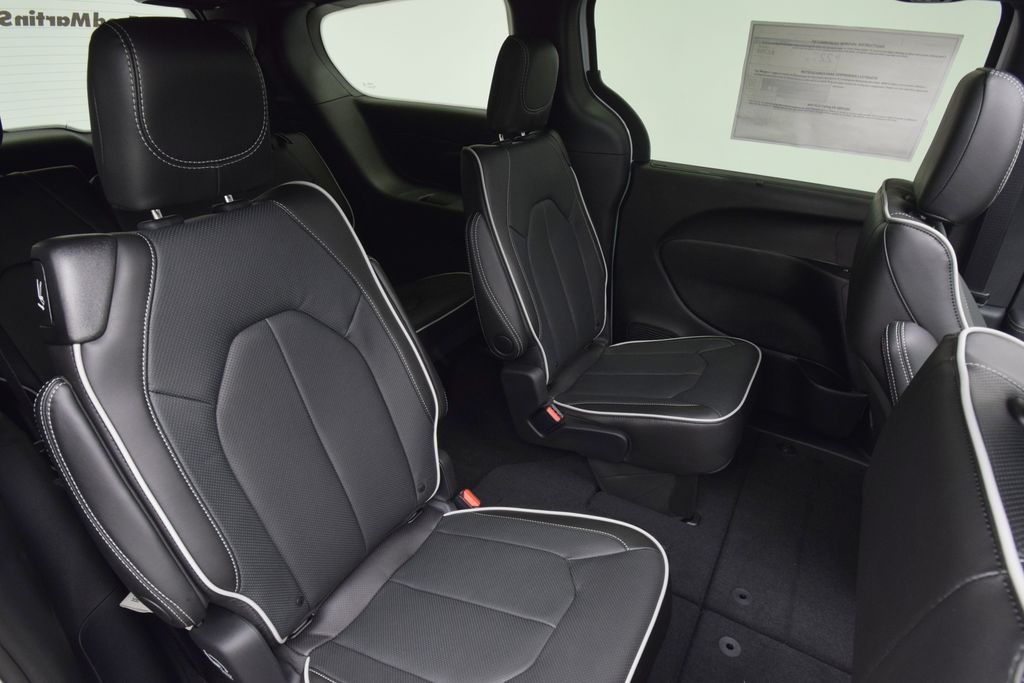 new 2026 Chrysler Pacifica car, priced at $48,714