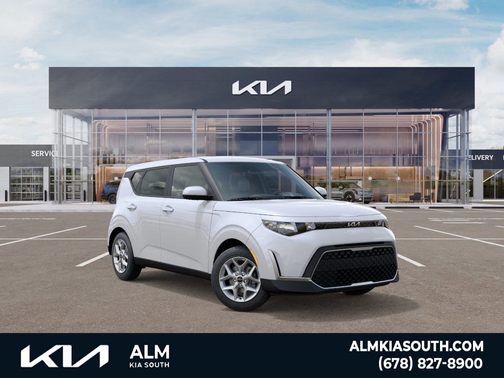 2025 Kia Soul LX photo 6