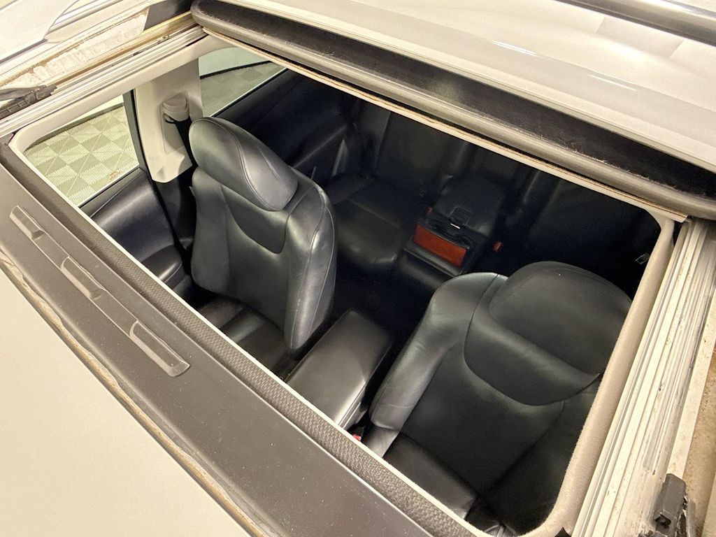 Thumbnail: 2010 Lexus RX - 21
