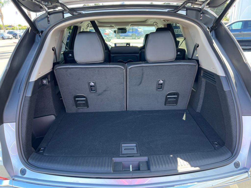 Thumbnail: 2026 Acura MDX - 32