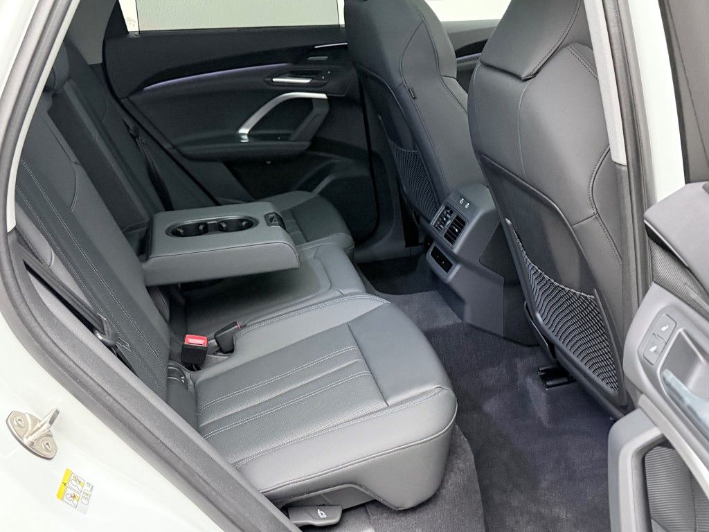 Thumbnail: 2025 Audi Q5 - 22