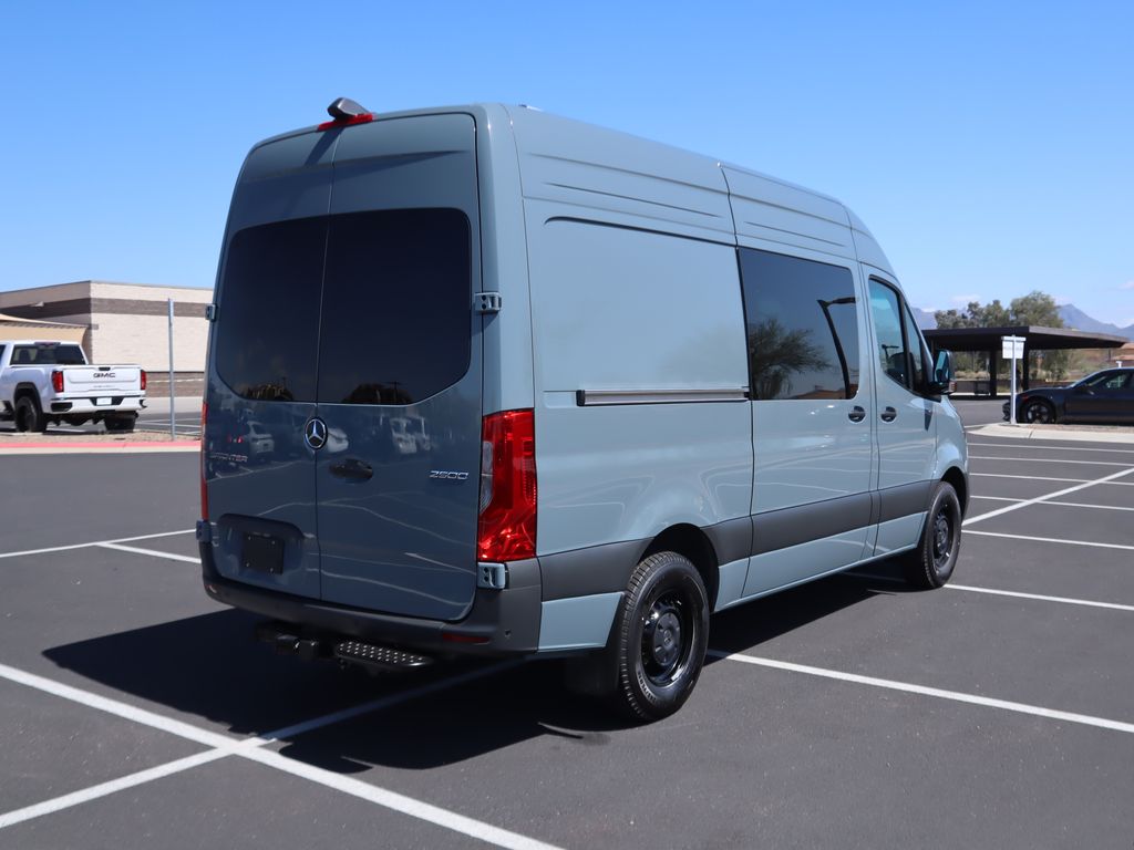 2024 Mercedes-Benz Sprinter 2500 5