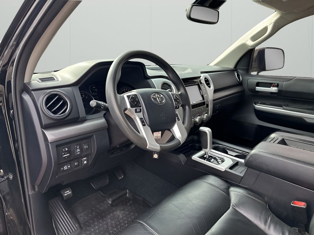 Used Car 2018 Toyota Tundra  Sr5 For Sale Under $35,000 In Austin, Texas