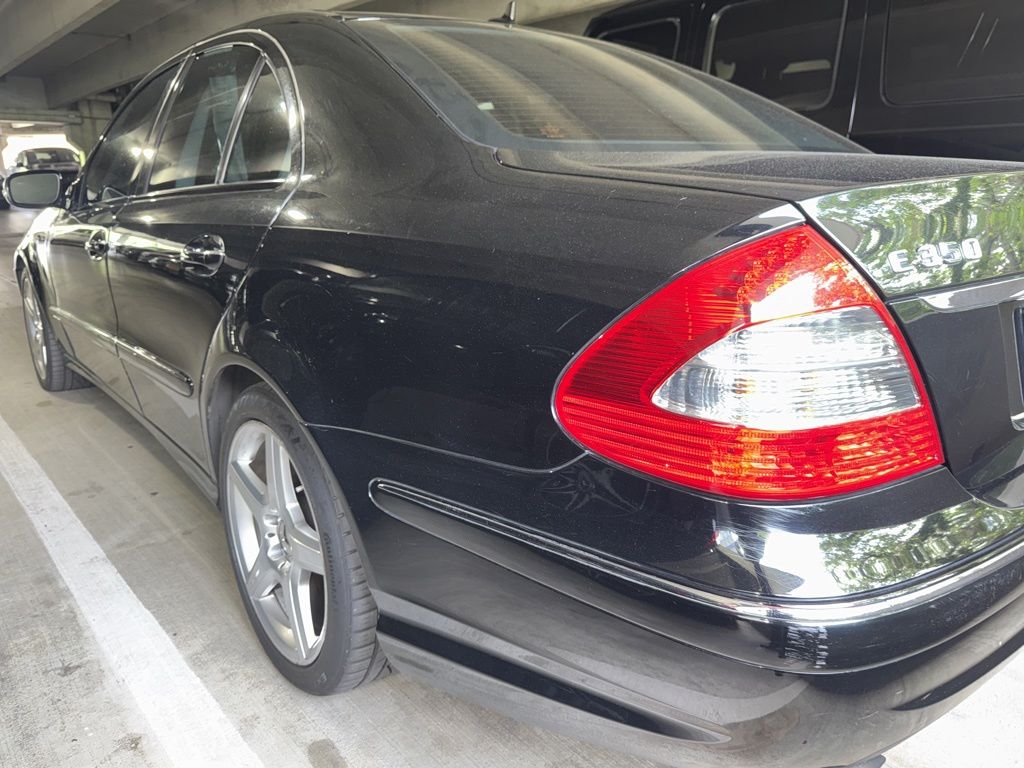 Thumbnail: 2009 Mercedes-Benz E-Class - 4