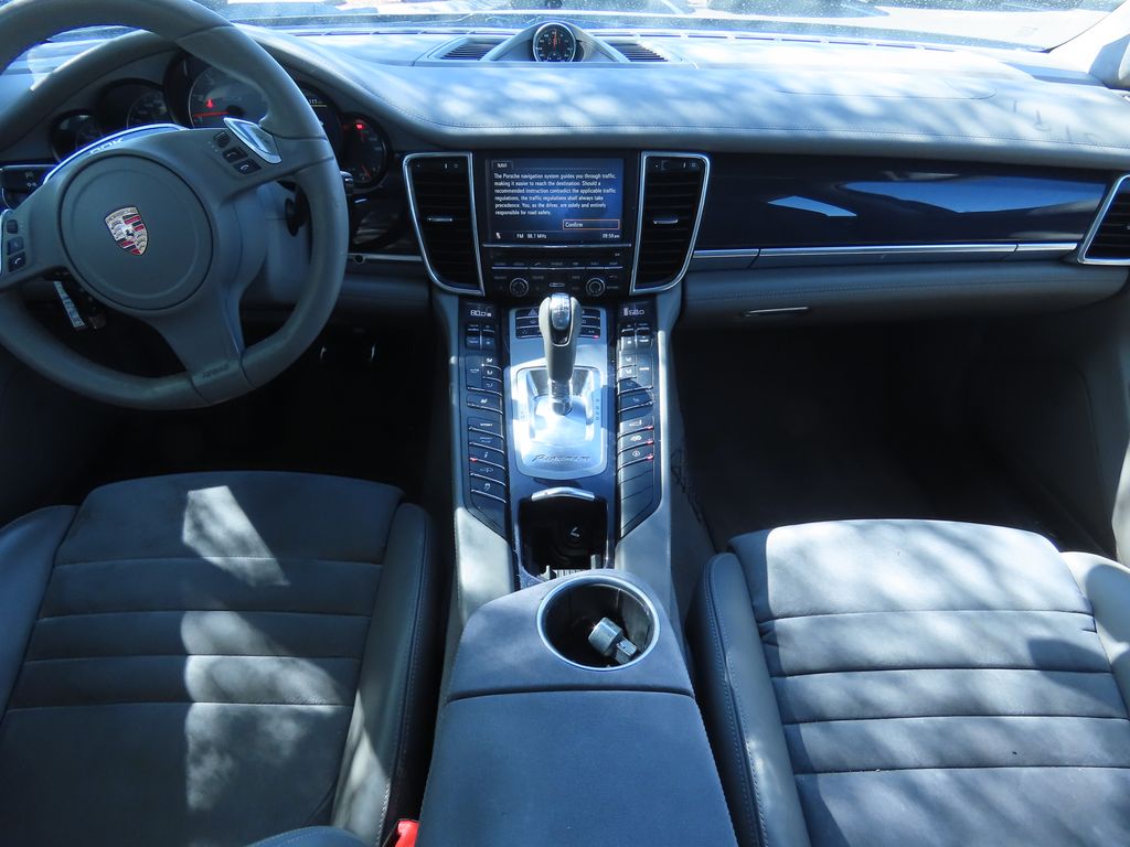Thumbnail: 2013 Porsche Panamera - 7