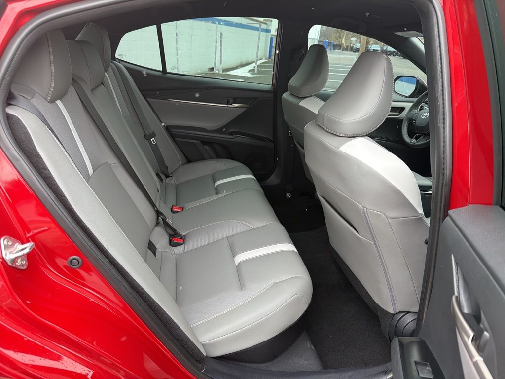 Thumbnail: 2025 Toyota Camry - 22