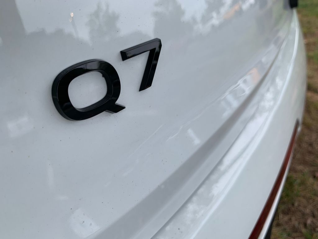 Thumbnail: 2025 Audi Q7 - 11