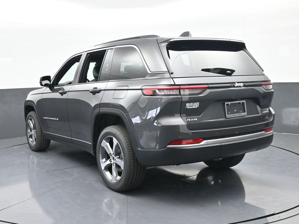 New 2026 Baltic Gray Metallic Clearcoat Jeep Limited image 4