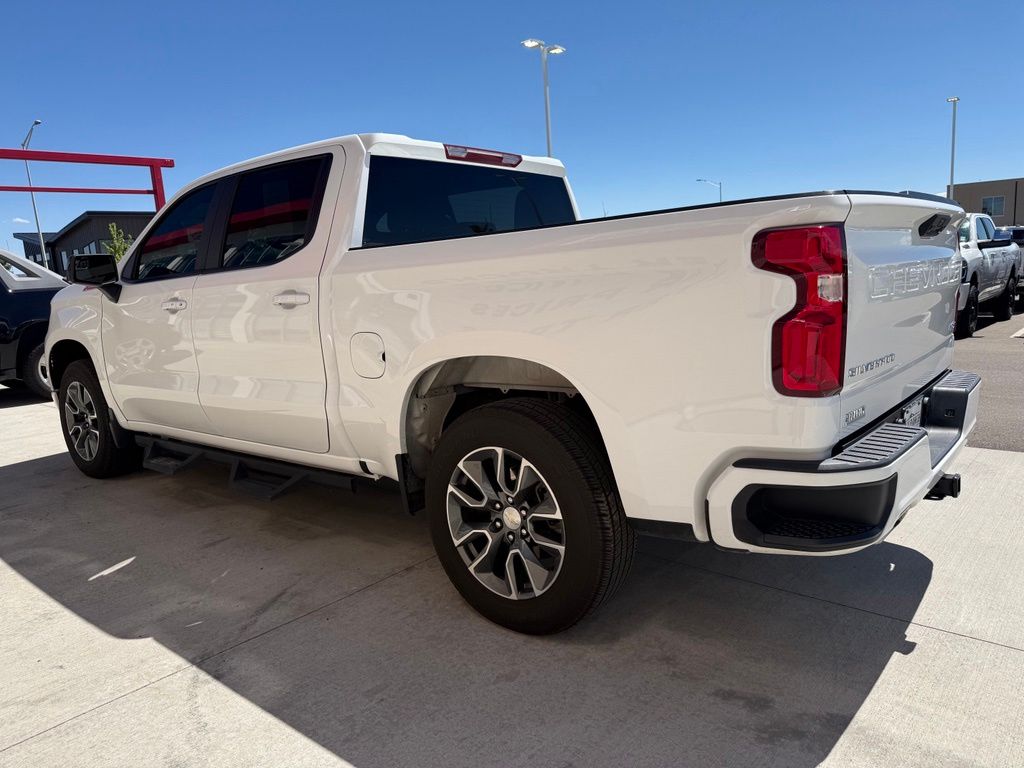 2024 Summit White Chevrolet Silverado 1500 RST 4X4 Truck