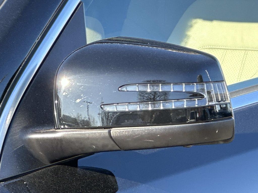 Thumbnail: 2018 Mercedes-Benz GLS - 2