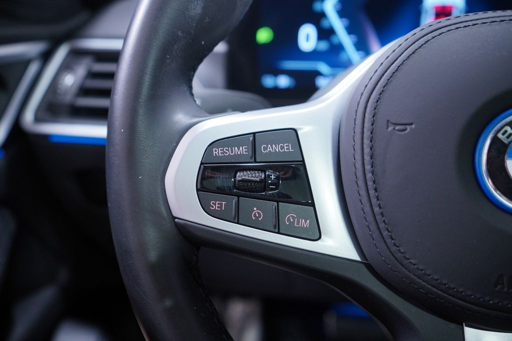 Thumbnail: 2024 BMW i4 - 20