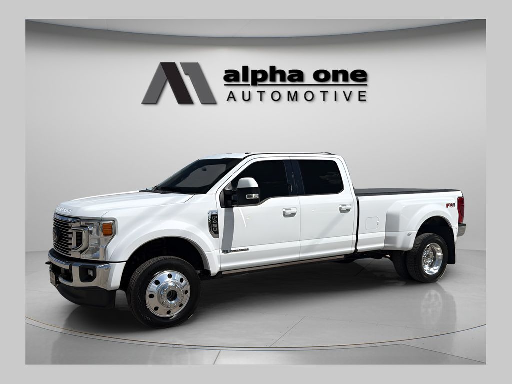 Oxford White 2022 Ford F-450 Super Duty Pickup Truck Four-Wheel Drive Automatic