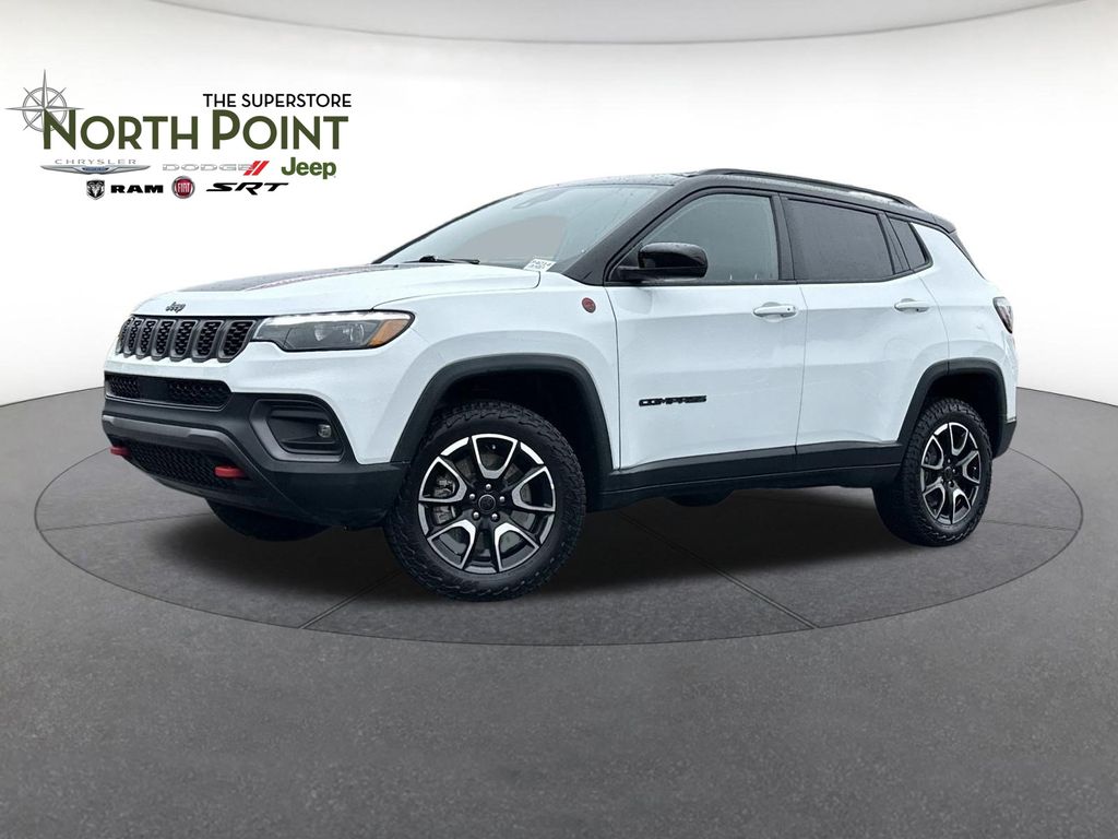 Bright White Clearcoat 2025 Jeep Compass SUV / Crossover Four-Wheel Drive 8-Speed Automatic