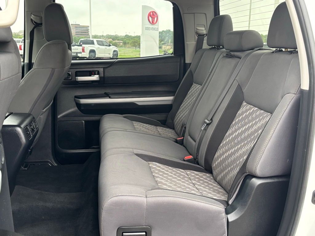 2019 Toyota Tundra SR5 photo