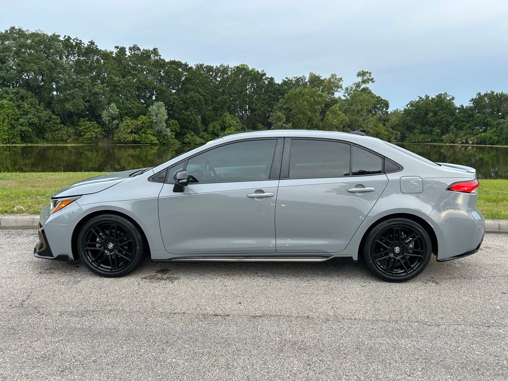 Thumbnail: 2021 Toyota Corolla - 3