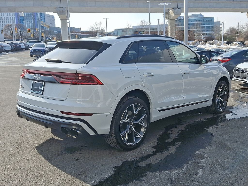 Thumbnail: 2023 Audi SQ8 - 4