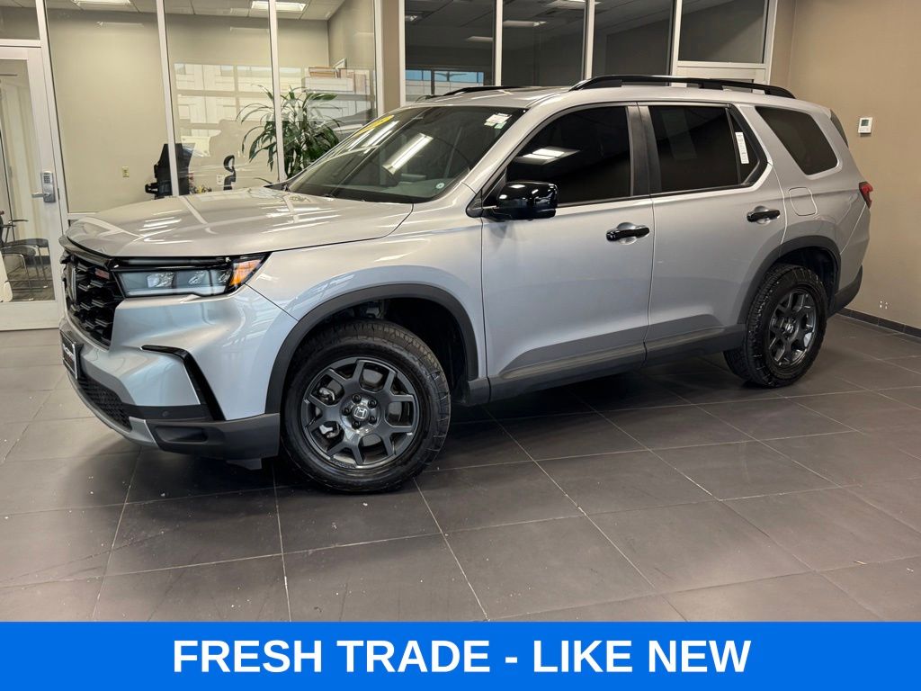 Sonic Gray Pearl 2025 Honda Pilot TrailSport AWD SUV / Crossover All-Wheel Drive Automatic