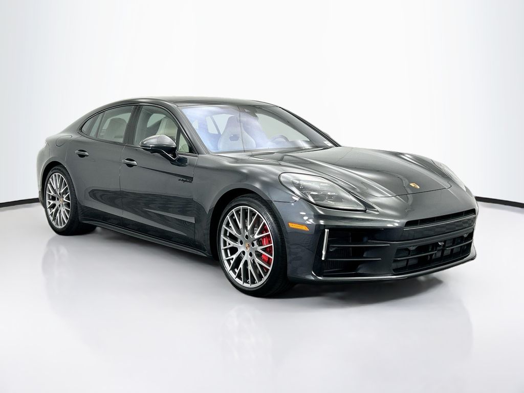 Thumbnail: 2026 Porsche Panamera - 9