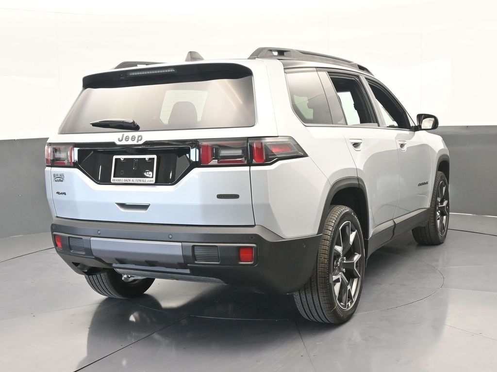 New 2026 Silver Zynith Clearcoat Jeep Overland image 5