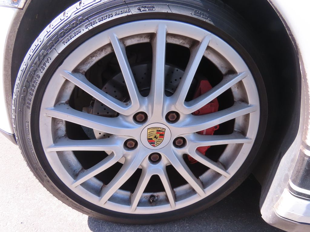 Thumbnail: 2009 Porsche 911 - 15