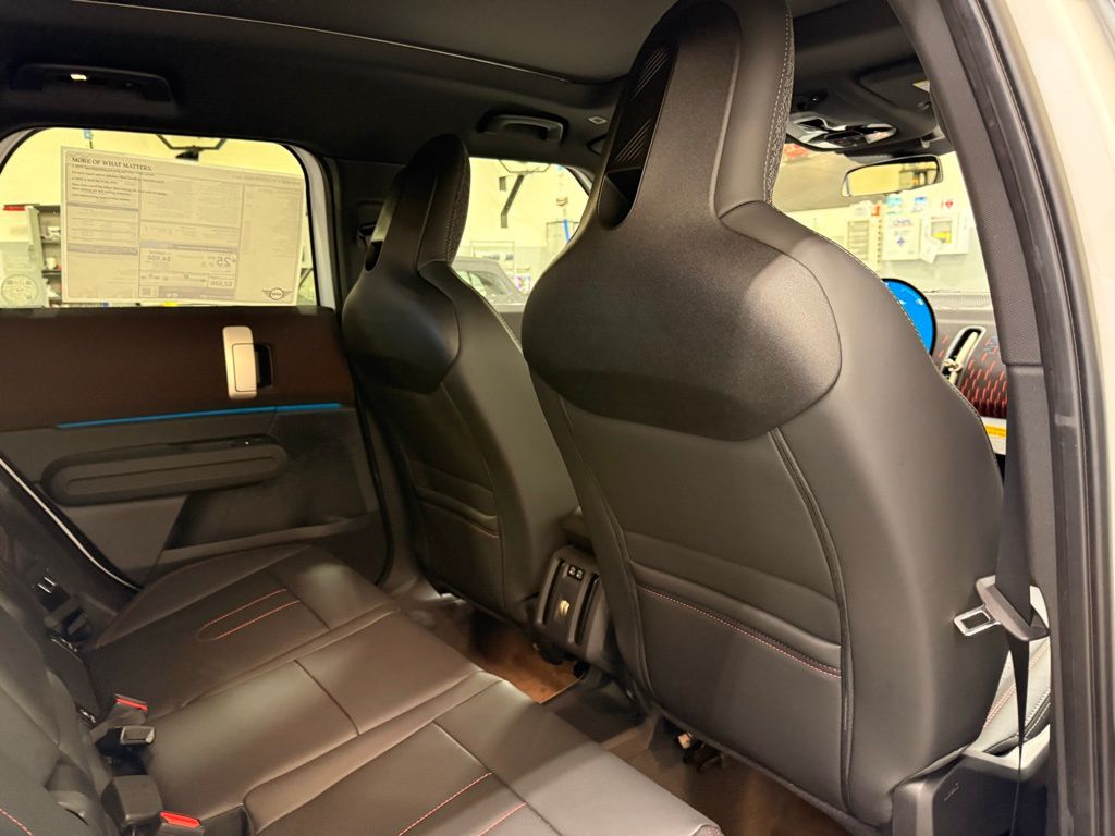 Thumbnail: 2026 MINI Cooper Countryman - 25