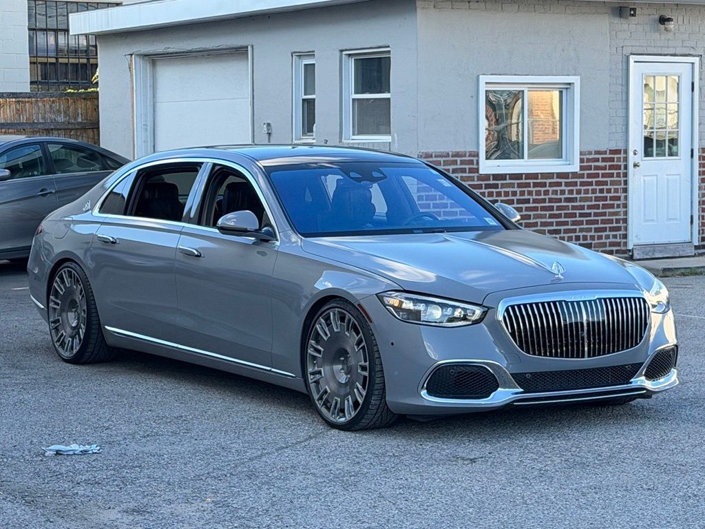2022 Mercedes-Benz S-Class Maybach S 580 4MATIC's photo
