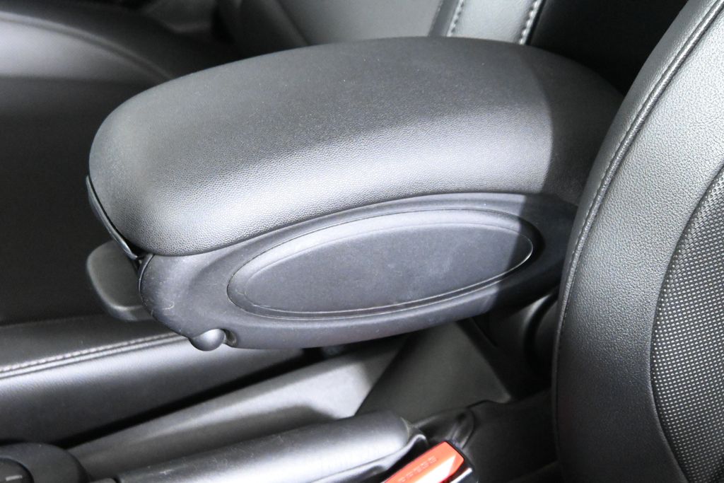 Thumbnail: 2016 MINI Cooper - 27