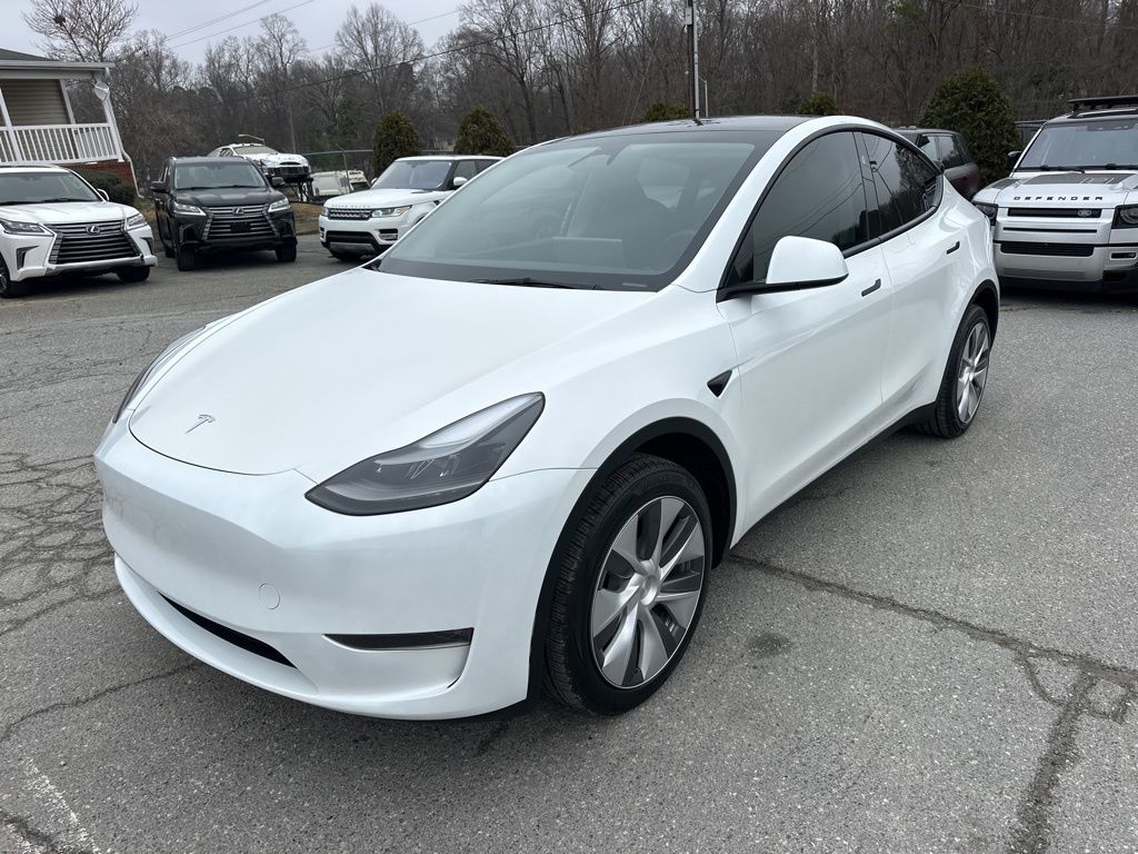 2023 Tesla Model Y Long Range's photo