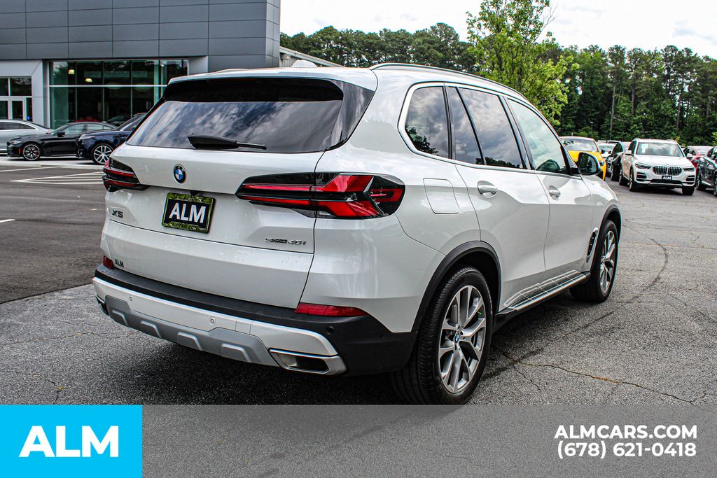 Used 2024 White BMW sDrive40i image 6