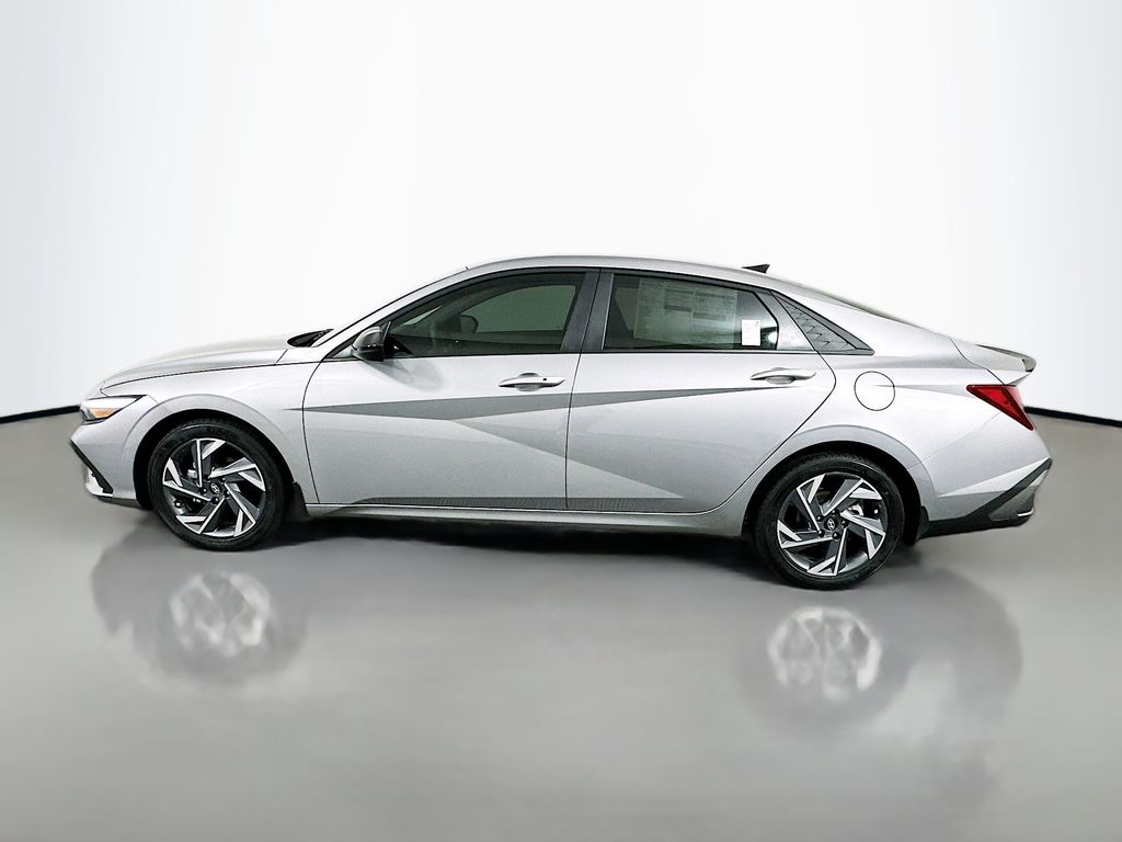 Thumbnail: 2025 Hyundai Elantra - 8