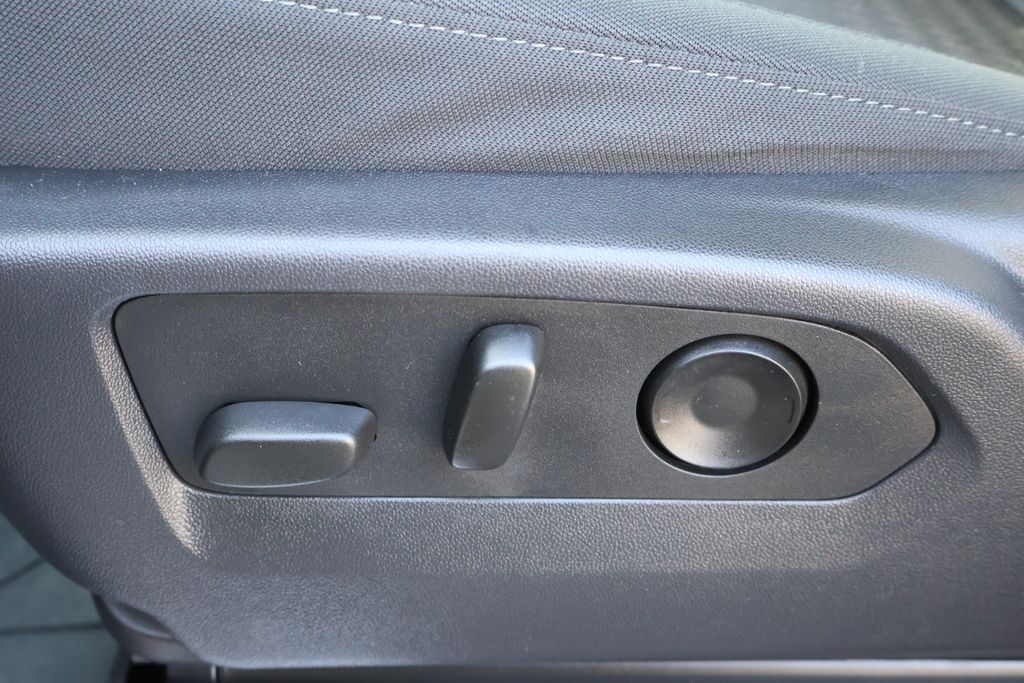 Thumbnail: 2024 Chevrolet Silverado 2500 - 32