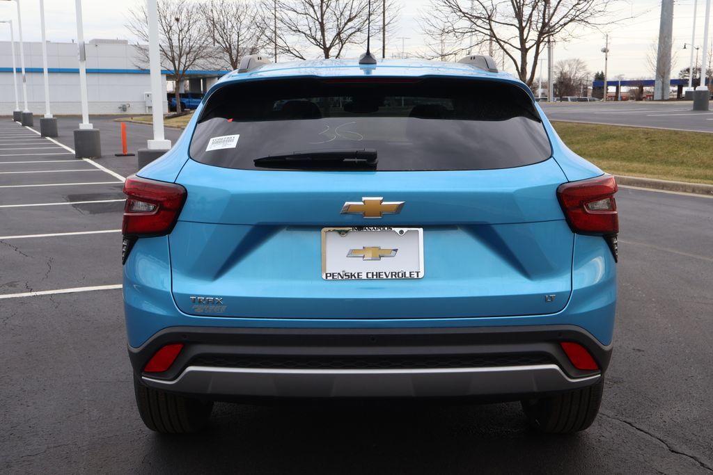 Thumbnail: 2026 Chevrolet Trax - 6
