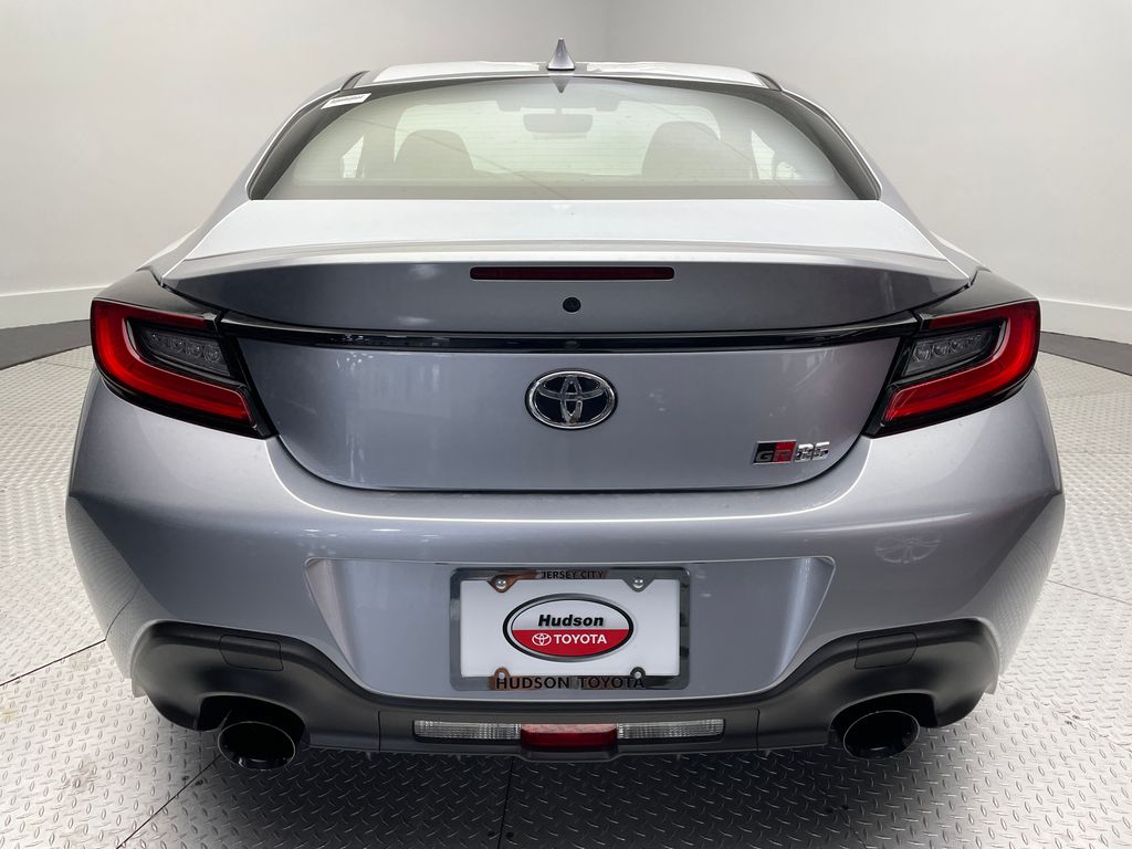 Thumbnail: 2025 Toyota GR86 - 5