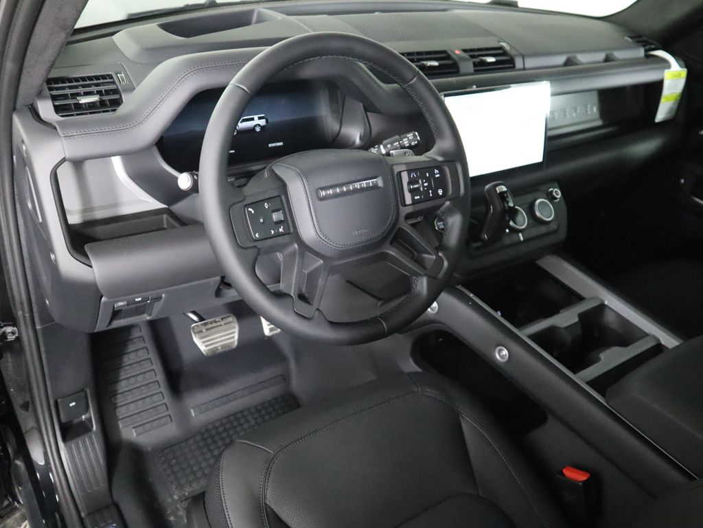 Thumbnail: 2025 Land Rover Defender - 9