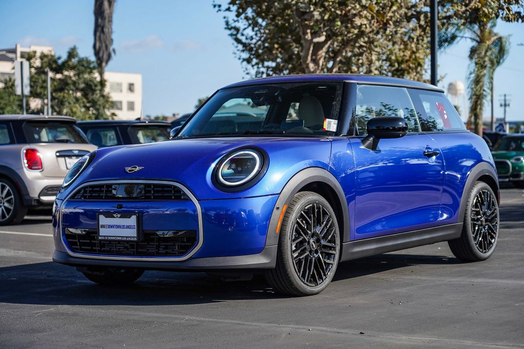 2025 MINI Cooper  3