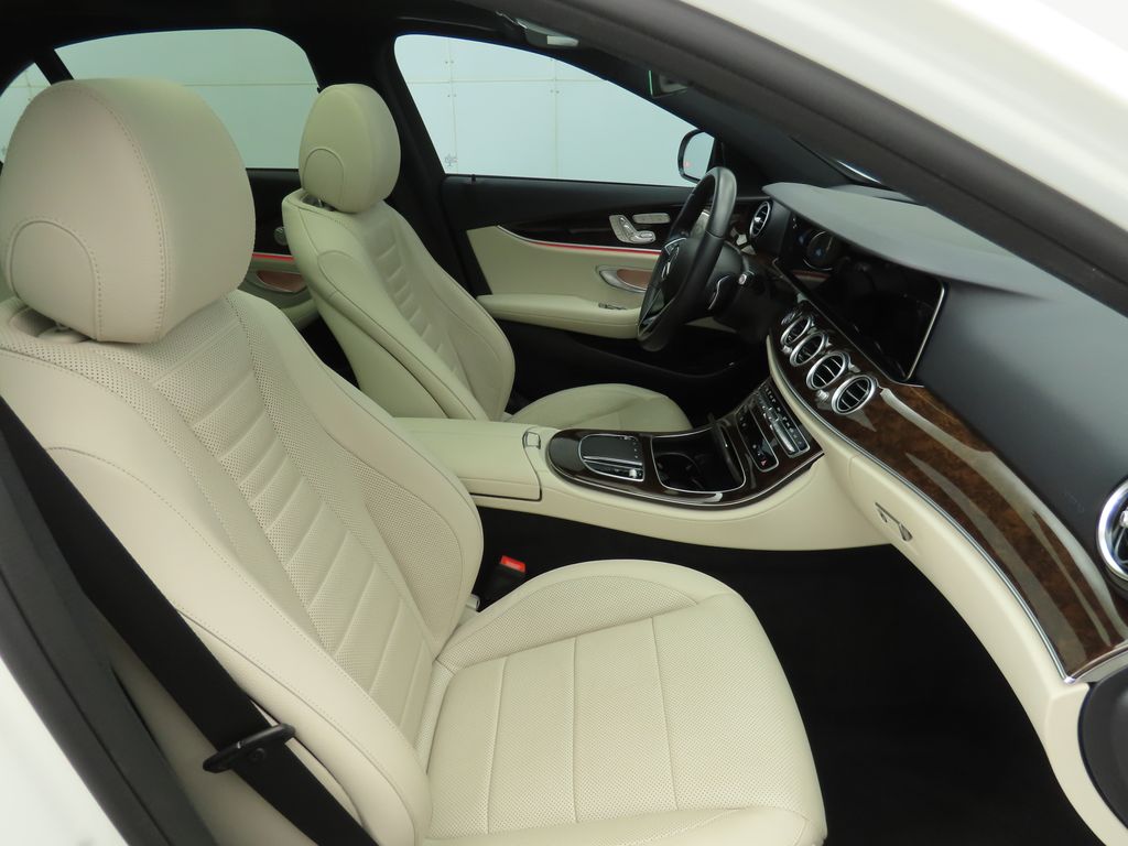 Thumbnail: 2023 Mercedes-Benz E-Class - 19