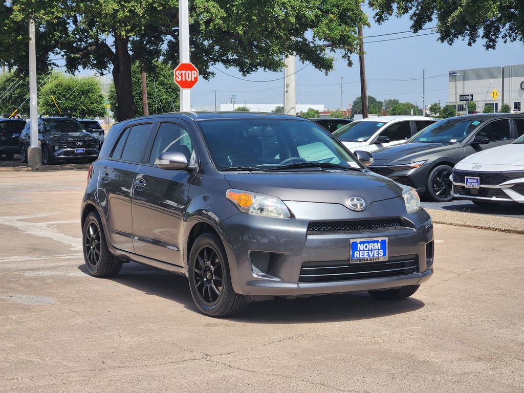 Used 2014 Gray Scion Base image 3