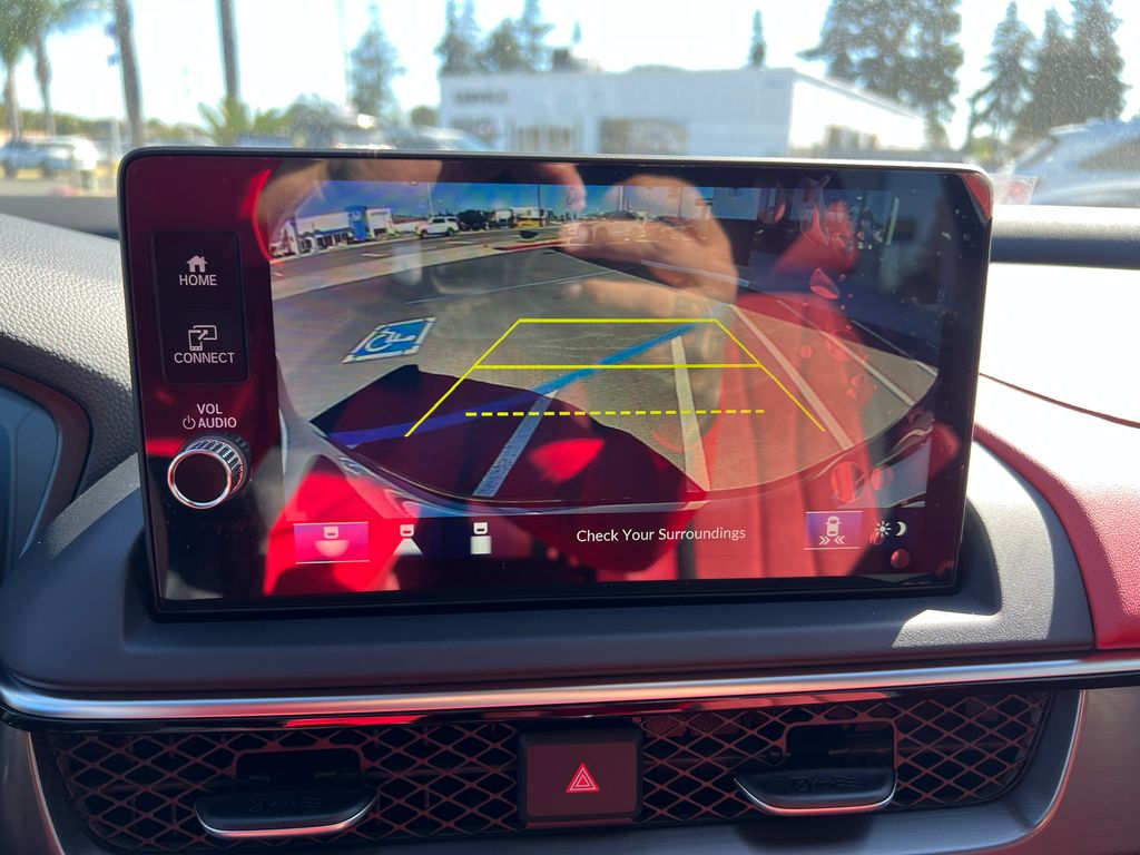 Thumbnail: 2025 Acura ADX - 25