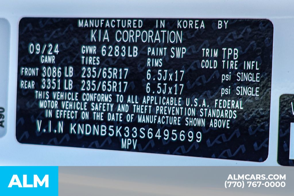 Used 2025 White Kia LXS image 63