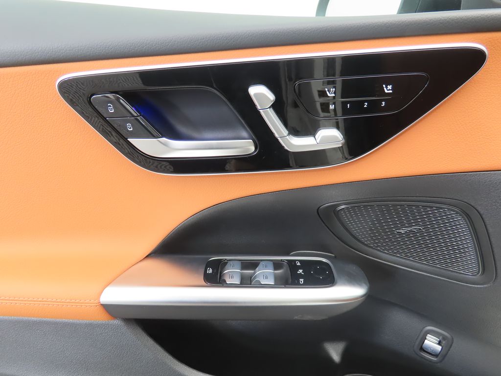 Thumbnail: 2025 Mercedes-Benz C-Class - 24