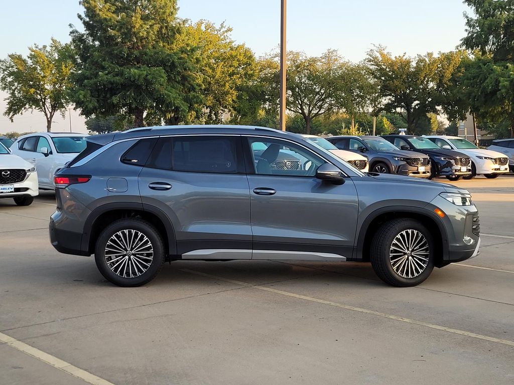 used 2025 Volkswagen Tiguan car, priced at $32,571