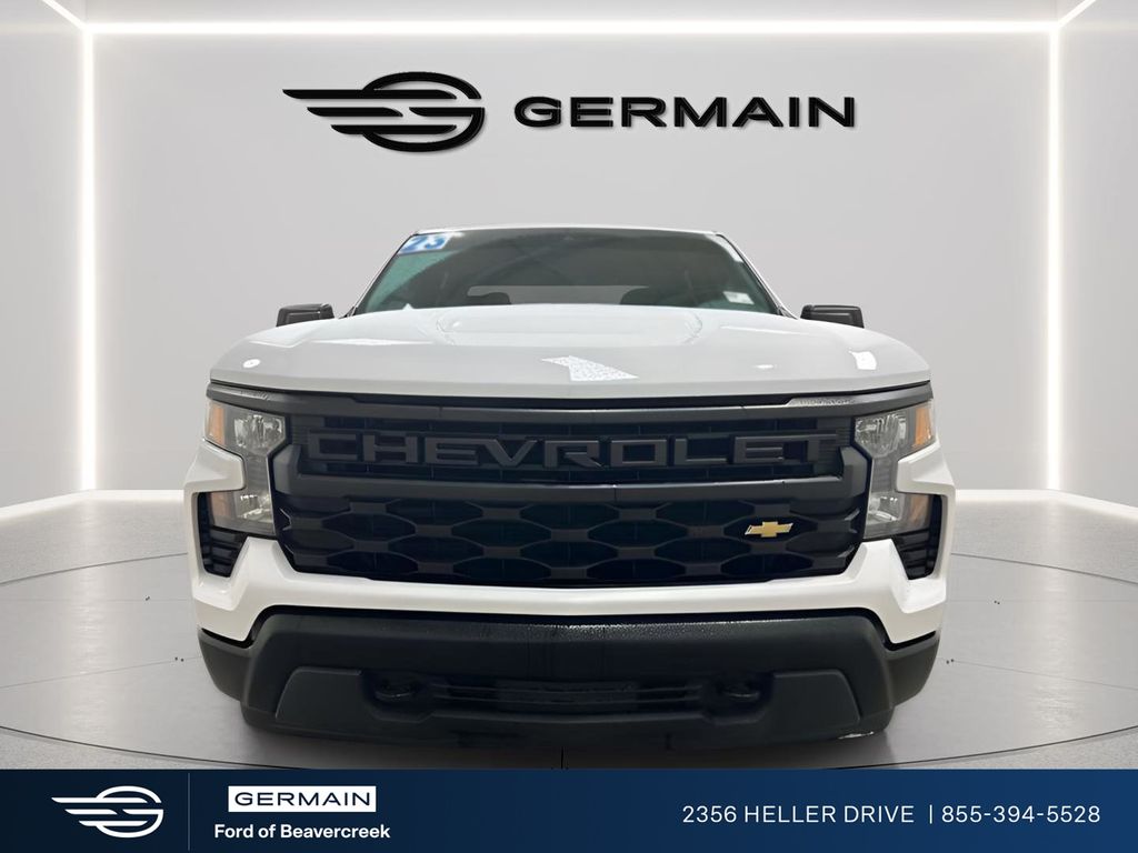 View vehicle photo 2