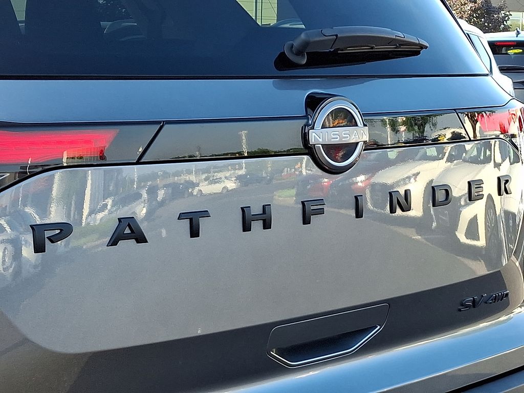 Thumbnail: 2022 Nissan Pathfinder - 31