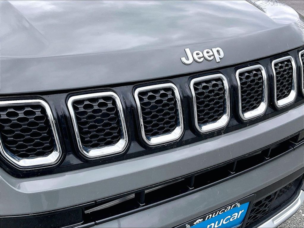 2024 Jeep Compass — photo 28