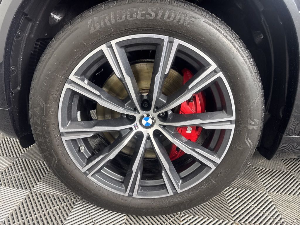 Thumbnail: 2024 BMW X5 - 10