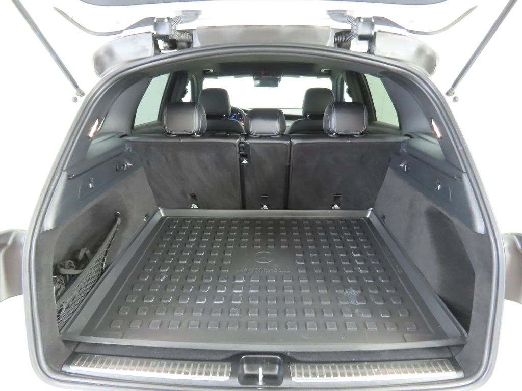 2021 Mercedes-Benz GLC 300 28