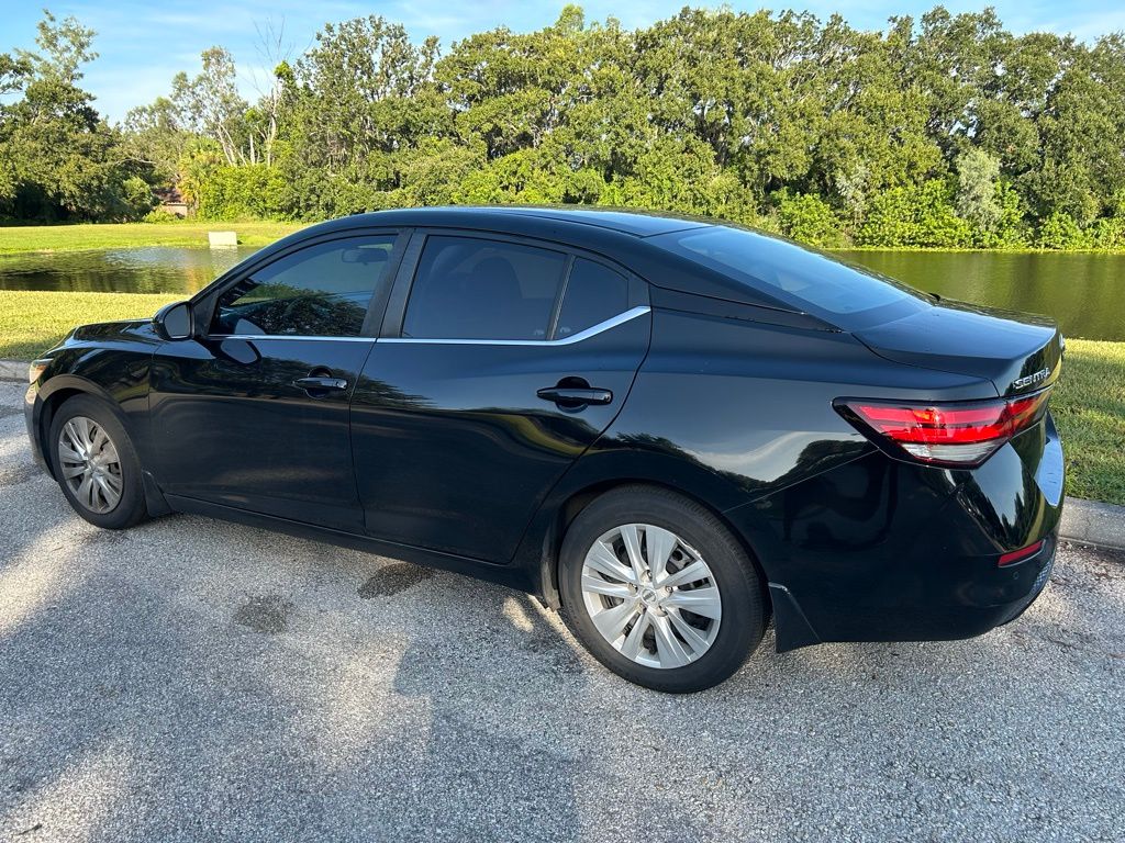Thumbnail: 2020 Nissan Sentra - 3